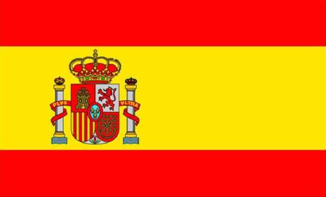 कैटेलोनिया में स्वतंत्रता की घोषणा टली, स्पेन ने लगाई फटकार