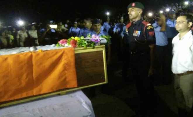 राजकीय सम्मान के साथ हुआ शहीद निलेश नयन का अंतिम संस्कार