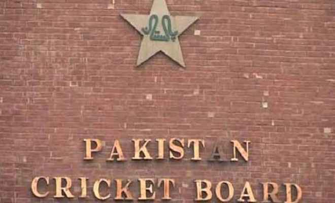 पाकिस्तानी कप्तान को मिली फिक्सिंग की पेशकश, पीसीबी को दी जानकारी