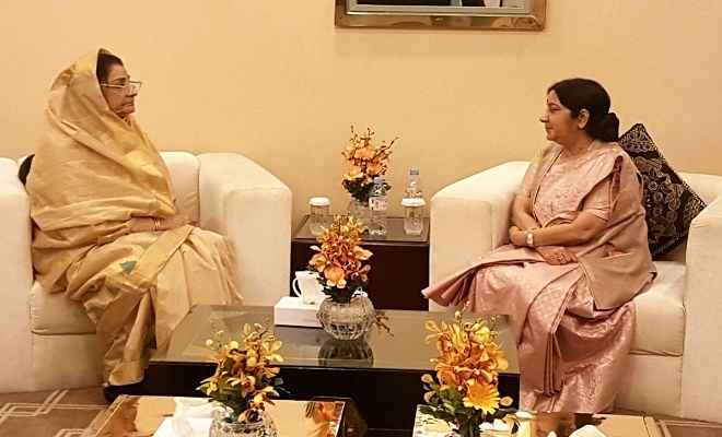 सुषमा स्वराज ने बांग्लादेश की विपक्ष की नेता से मुलाकात की
