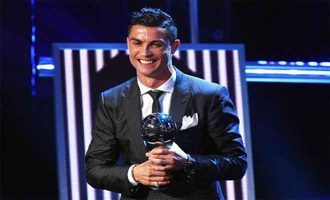रोनाल्डो ने पांचवीं बार जीता फीफा के सर्वश्रेष्ठ फुटबॉलर का पुरस्कार
