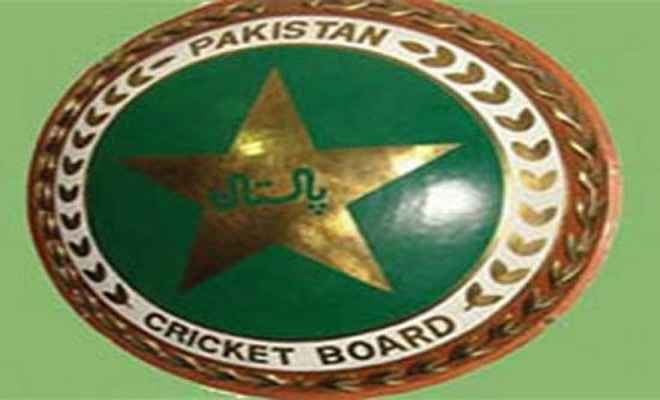 पीसीबी ने इंजमाम के टी-10 क्रिकेट लीग में शामिल होने पर लगायी रोक