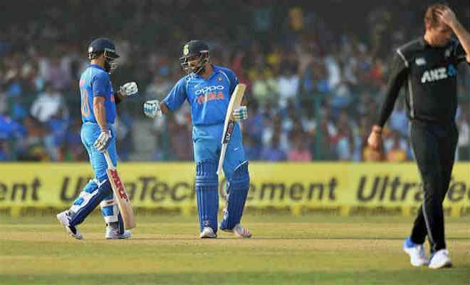 भारत ने मेहमान टीम को जीत के लिए दिया 338 रन का लक्ष्य