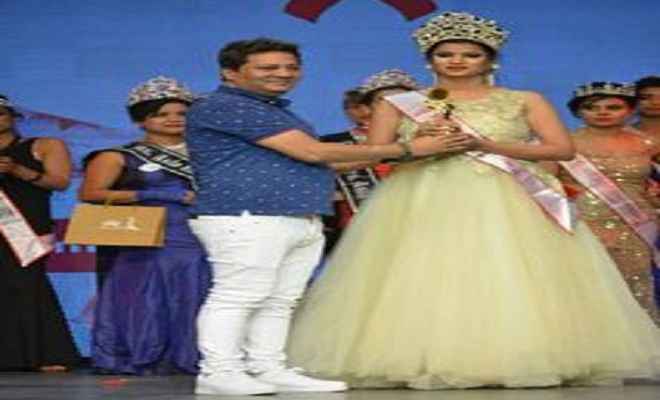 सुनीता सोनी ने जीता मिसेस इंडिया होम मेकर का खिताब