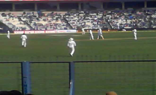 कोलकाता टेस्ट : तीसरे दिन का खेल खत्म, श्रीलंका के 4 विकेट पर 165 रन