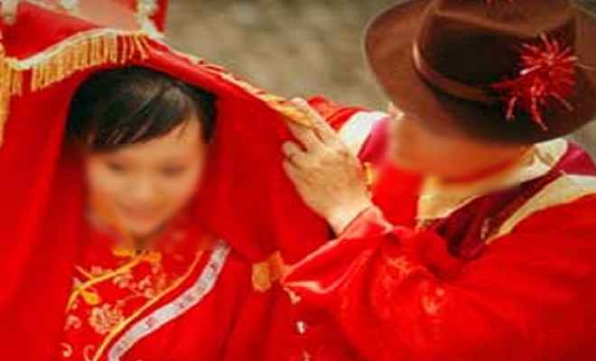 कोलंबो में 50 चीनी जोड़े की हुई शादी