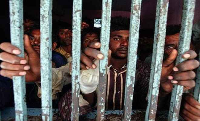 पाकिस्तानी जेलों में बंद हैं 500 भारतीय