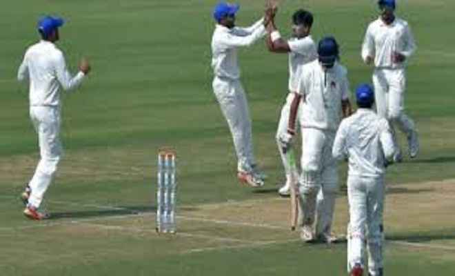 कूच बिहार ट्रॉफी- कर्नाटक ने मुंबई को आठ विकेट से हराया