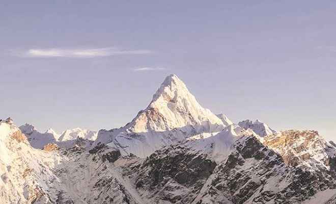 नेपाल ने ठुकराई माउंट एवरेस्ट मापने की भारत की संयुक्त पेशकश