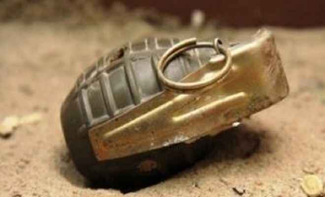 बिहार के अररिया जिले में 2 बम बरामद