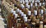 बिहार भेजी जा रही लाखों की अंग्रेजी शराब जब्त