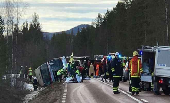 स्वीडन में बस दुर्घटना में 3 की मौत