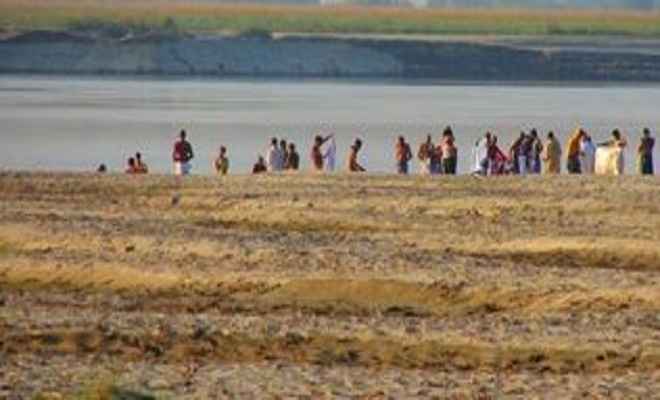 बिहार के मुंगेर में गंगा में डूबने से दो किशोरों की मौत