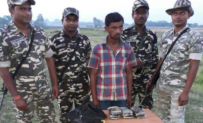 2.5 किग्रा चरस के साथ नेपाली युवक गिरफ्तार