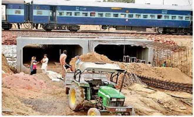 मानव रहित रेलवे क्रासिंग्स पर आरओबी और आरयूबी का निर्माण करेगा उत्तर रेलवे