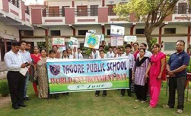 टीपीएस के बच्चों ने निकाली पर्यावरण जागरूकता रैली
