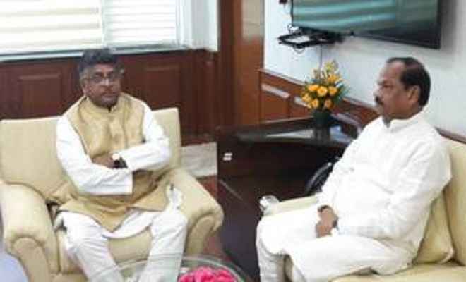 सीएम ने की केंद्रीय मंत्री रविशंकर प्रसाद से मुलाकात