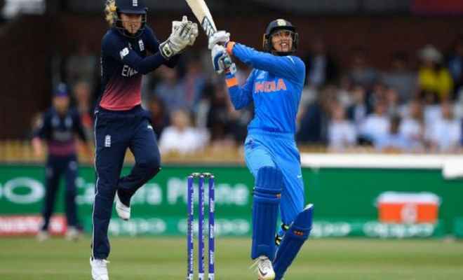 महिला विश्वकप : इंग्लैंड के खिलाफ भारत की धमाकेदार शुरुआत