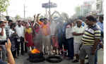 चार दिनी मधेश बंद के दौरान राजपा का प्रदर्शन, लगाएं सरकार विरोधी नारे