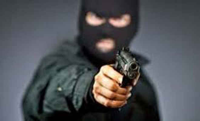 जहानाबाद में आर्म्स के बल पर पीएनबी की कैश वैन से 22 लाख की लूट