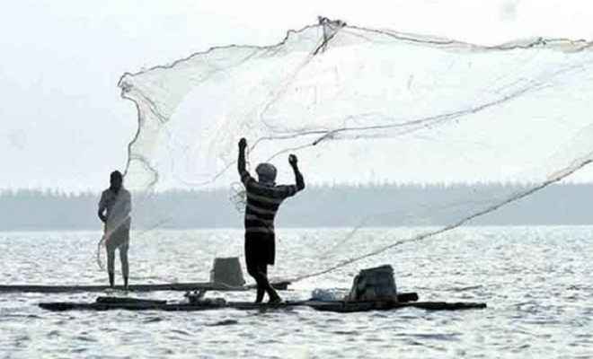 श्रीलंका ने 3 भारतीय मछुआरों को किया गिरफ्तार