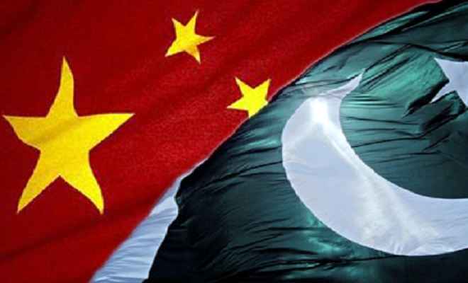 पाकिस्तान के साथ खड़ा दिखता है चीन