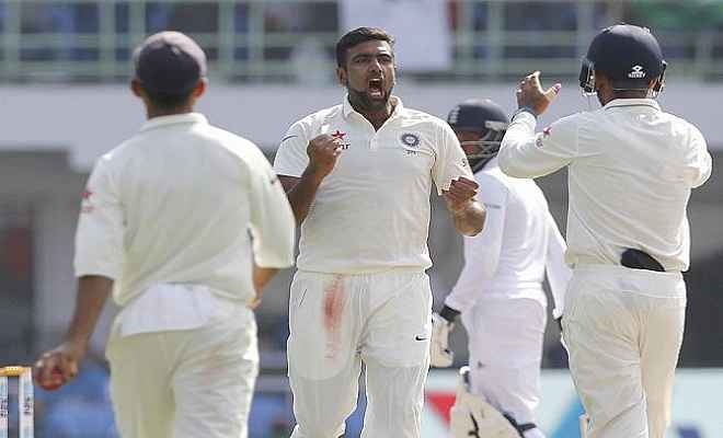 भारत जीत से 8 विकेट दूर, कोहली का नाबाद शतक