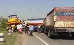 खगड़िया: एनएच-31 पर ट्रक -टैंकर में भीषण टक्कर, ट्रक चालक की मौत