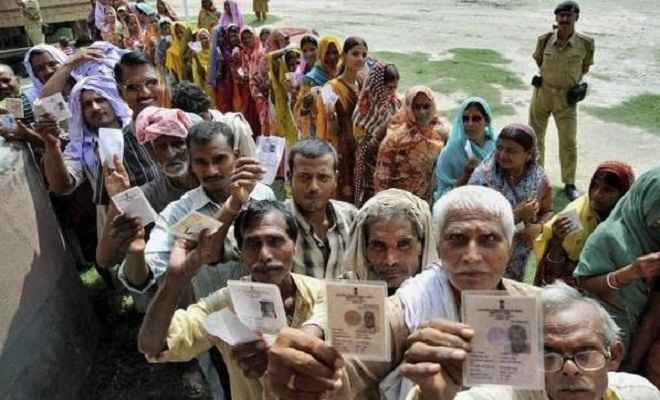 मध्यप्रदेश के 44 निकायों में कड़ी सुरक्षा के बीच चल रहा मतदान