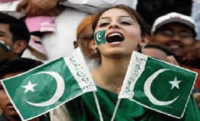 कश्मीर में मनाया पाकिस्तान का स्वतंत्रता दिवस