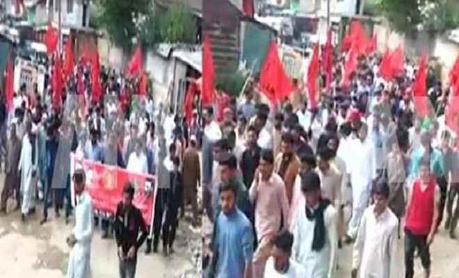 पाकिस्तान अधिकृत कश्मीर में आजादी की मांग को लेकर विशाल रैली