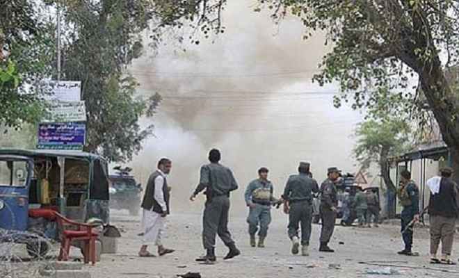 अफगानिस्तान में आत्मघाती हमला, 5 मरे, कई घायल