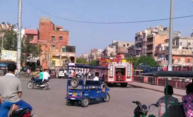 जयपुर में तीन थाना क्षेत्रों से हटा कर्फ्यू , इंटरनेट सेवा बहाल