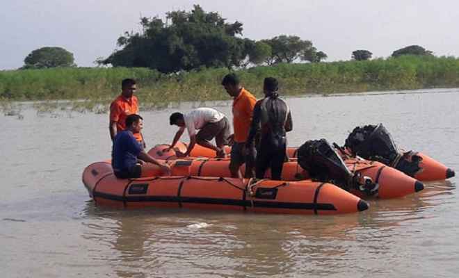 गंगा नदी में एक ही परिवार की छह बच्चियों की डूबने से मौत