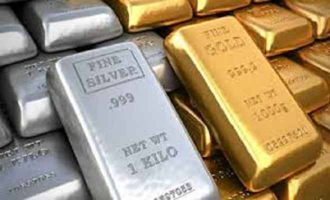 सोना स्थिर, चांदी 350 रुपए फिसली