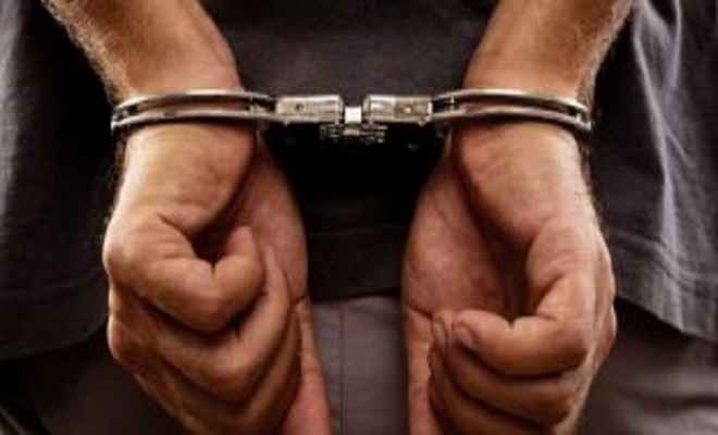 बालू की अवैध ढुलाई करते 25 वाहन जब्त, 18 चालक-खलासी गिरफ्तार