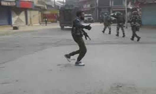 सोपोर में आईईडी विस्फोट, 4 पुलिसकर्मी शहीद, दो घायल