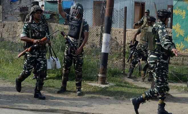 पुलवामा में आतंकवादियों और सुरक्षा बलों के बीच मुठभेड़, आतंकी ढेर