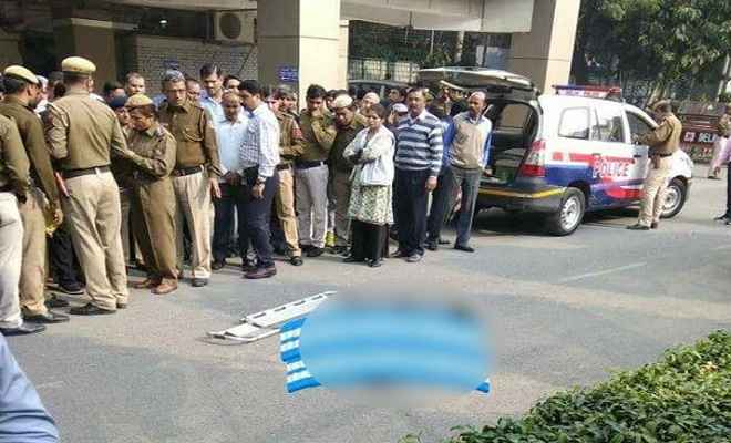 दिल्ली पुलिस मुख्यालय की 10वीं मंजिल से कूदकर एसीपी ने दी जान, मचा हड़कंप