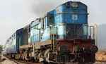 पूर्वी नेपाल के बिराटनगर पहुंची भारत से पहली यात्री रेल