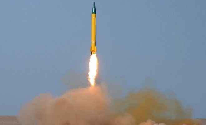 ईरान ने किया मिसाइल का परीक्षण, तो भड़क उठे फ्रांस और ब्रिटेन