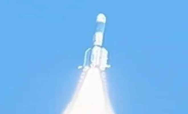 इसरो ने लॉन्‍च किया संचार उपग्रह जीसैट-7ए, भारतीय वायुसेना को मिलेगी 'नई ताकत'