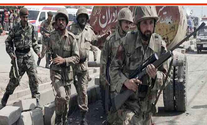 पाकिस्तान में आत्मघाती हमले में 11 सैनिकों की मौत