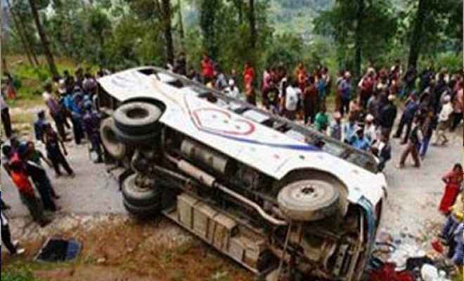 झारखण्डः दुमका में हुआ सड़क हादसा, 8 लोगों की मौत