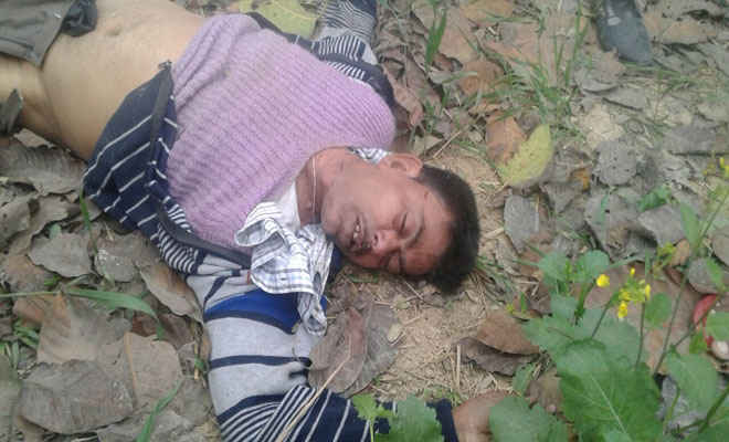 रामगढ़वा में सीआरपीएफ जवान के िपता की गला दबा हत्या, स्कार्पियो लेकर भाग हत्यारे