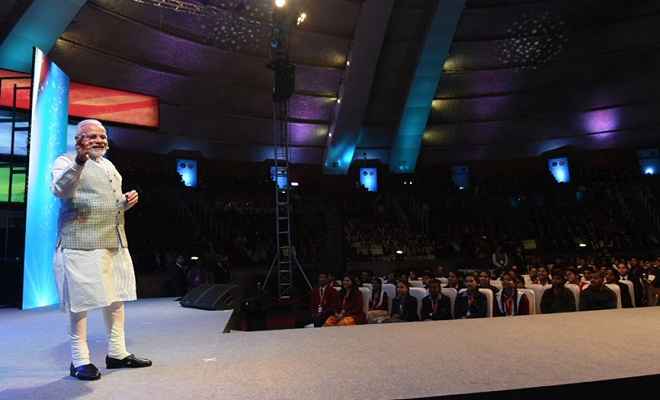 प्रधानमंत्री नरेंद्र मोदी ने देशभर के विद्यार्थियों से 'परीक्षा पर चर्चा' की