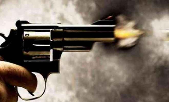 झारखंडः बैखोफ अपराधियों ने भाजपा नेता पर बरसाई गोली