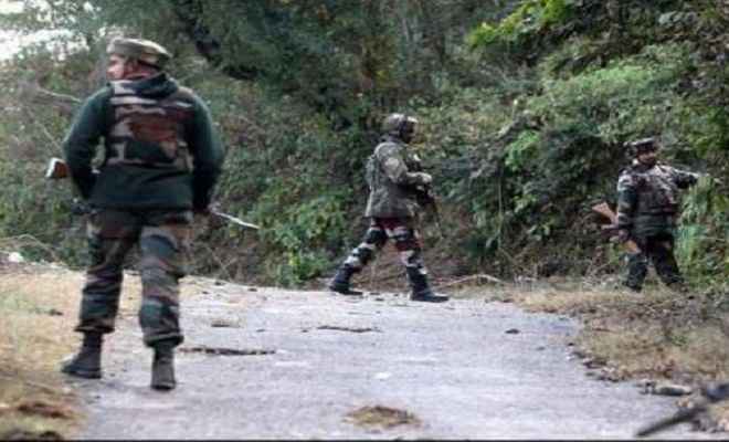 जम्मू-कश्मीर: मुठभेड़ के बाद सुरक्षाबलों ने तीन आतंकियों को किया ढेर