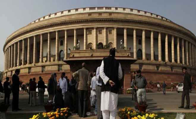 ''भगोड़ा आर्थिक अपराध बिल 2018'' संसद में पेश, भगोड़ों से वसूली करने में मदद मिलेगी