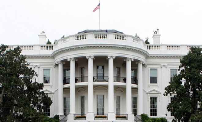 व्हाइट हाउस ने कहा, राष्ट्रपति डोनाल्ड ट्रंप और तानाशाह किम जोंग उन के बैठक को लेकर खुश है अमेरिका